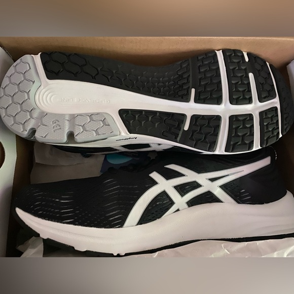 Women’s Asics GEL-PULSE 11
WOMEN WIDED
BLACK/PIEDMONT GREY
US Size 12 Amolifoam - Picture 3 of 8
